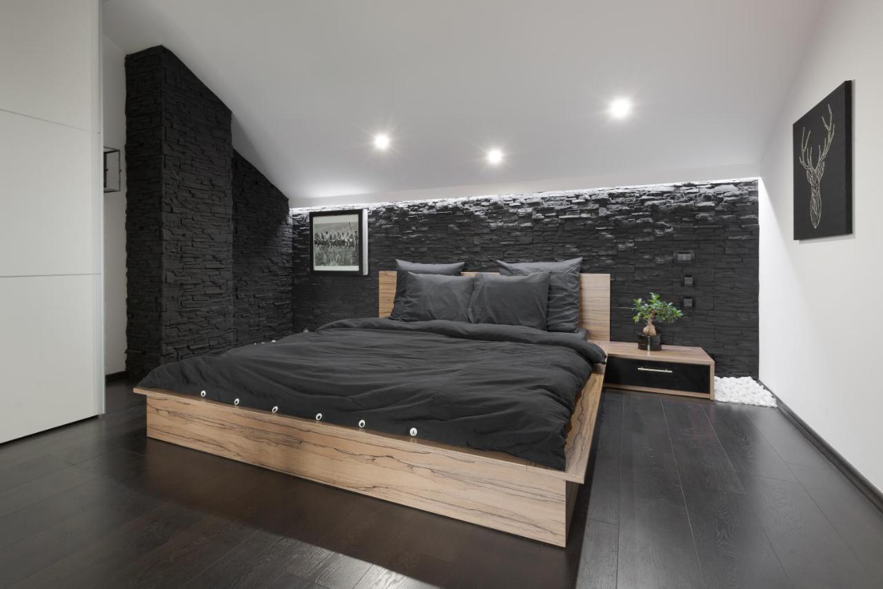 The Attic Apartment Zagreb Bagian luar foto